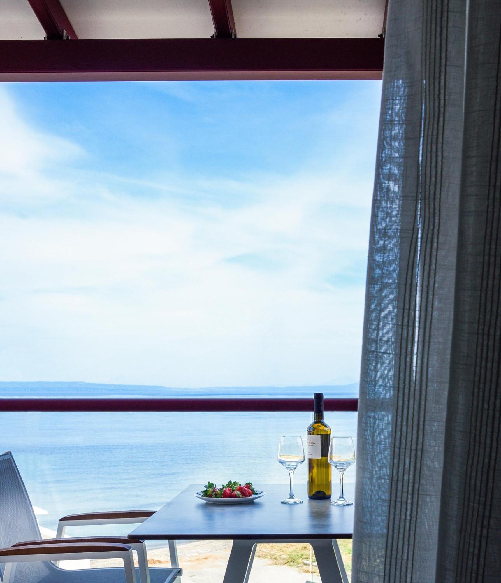 نيا بوتيدايا Elpiniki Luxury Rooms المظهر الخارجي الصورة