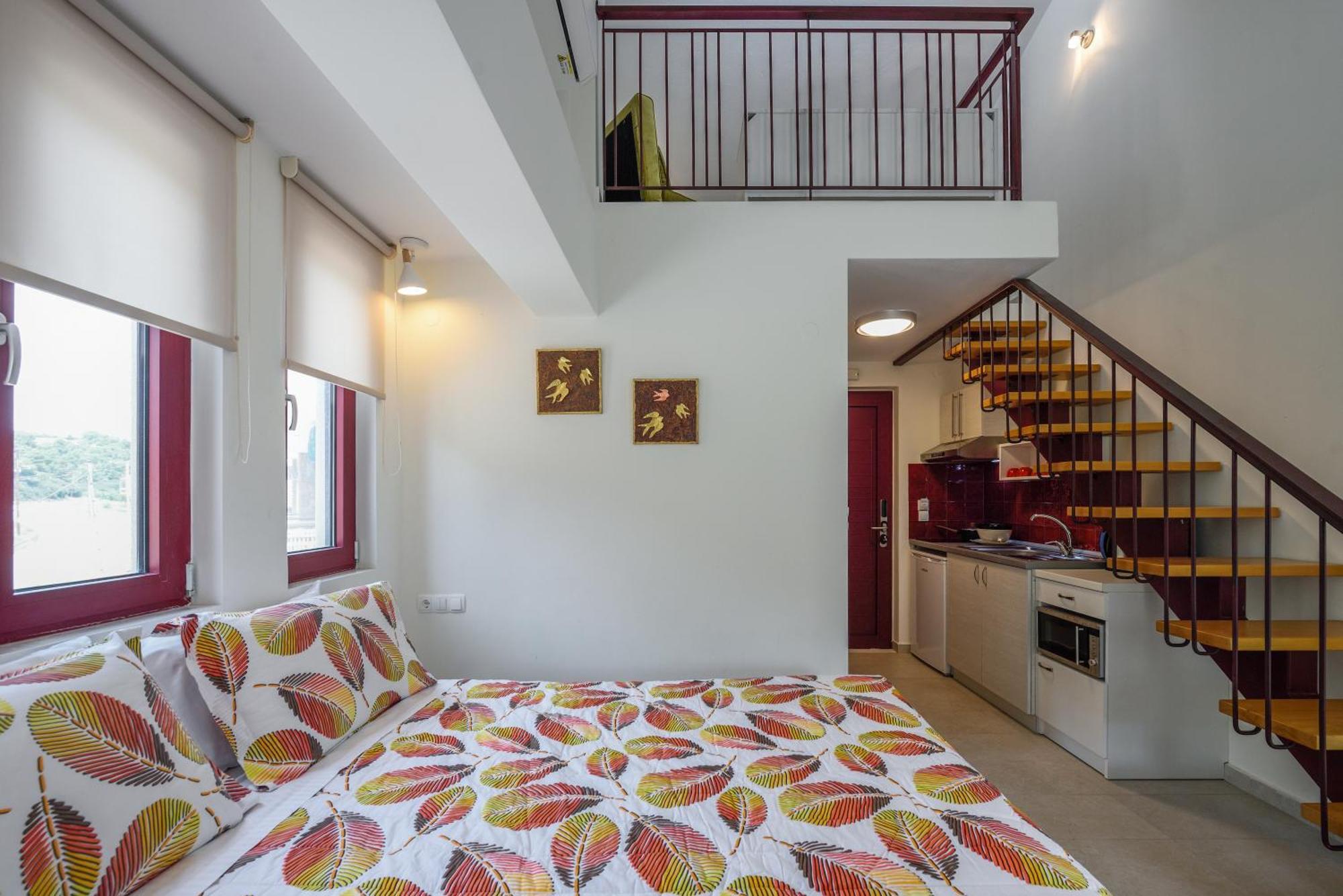 نيا بوتيدايا Elpiniki Luxury Rooms المظهر الخارجي الصورة