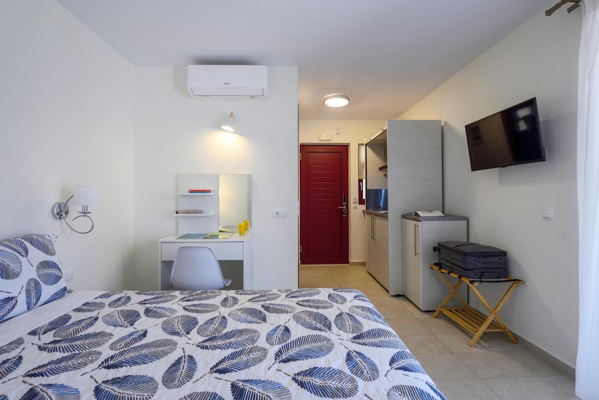 نيا بوتيدايا Elpiniki Luxury Rooms المظهر الخارجي الصورة
