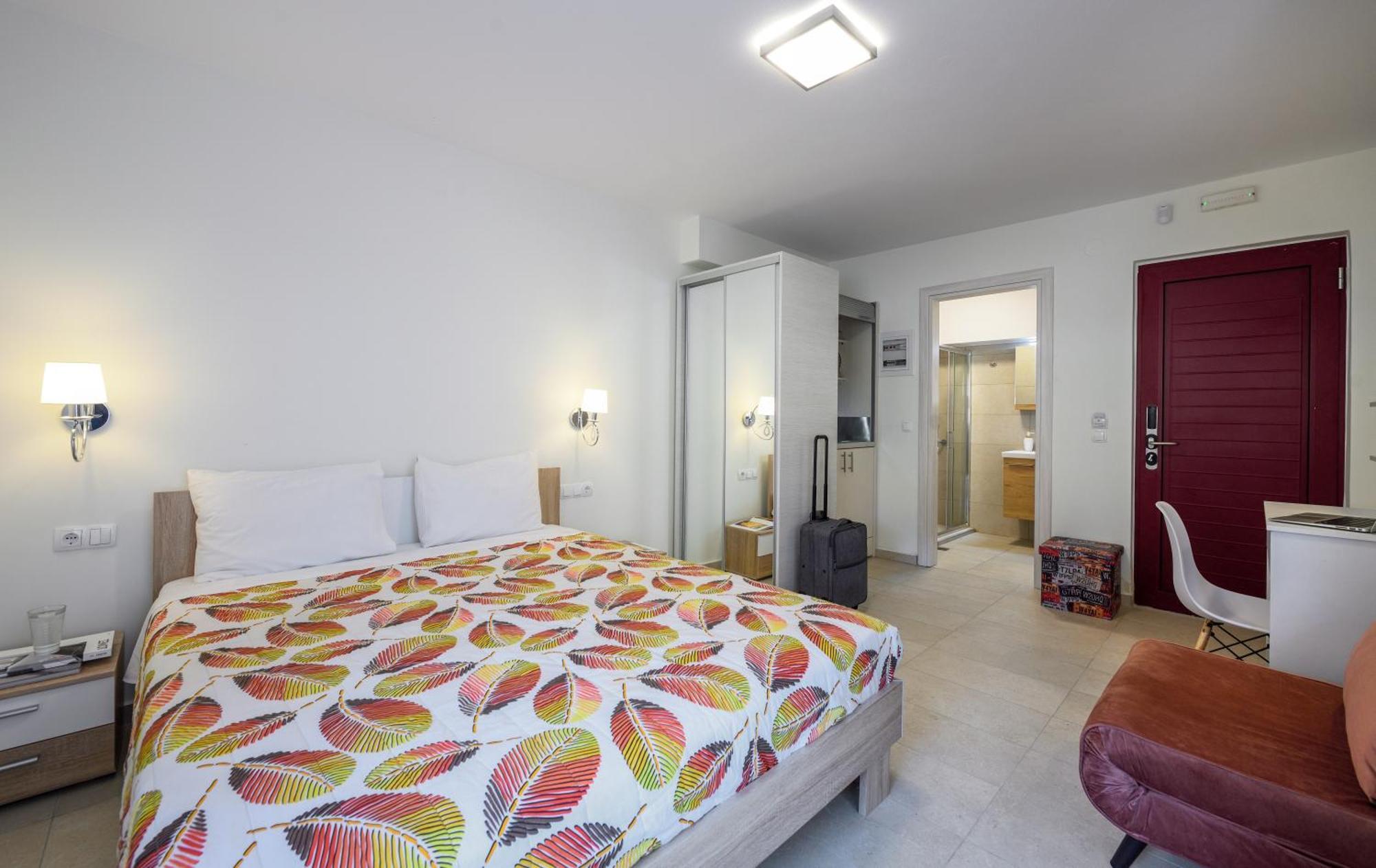 نيا بوتيدايا Elpiniki Luxury Rooms المظهر الخارجي الصورة